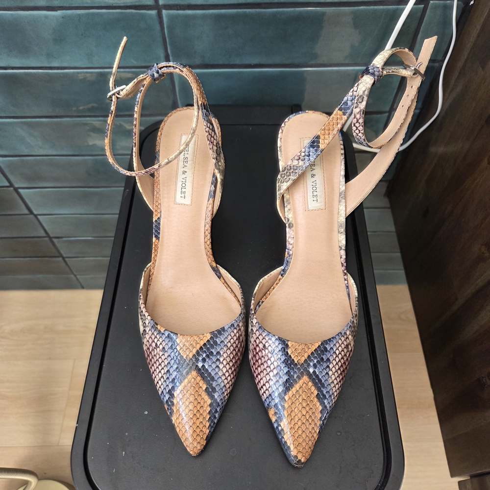 Snakeskin Pattern Heels in Blue and Tan
